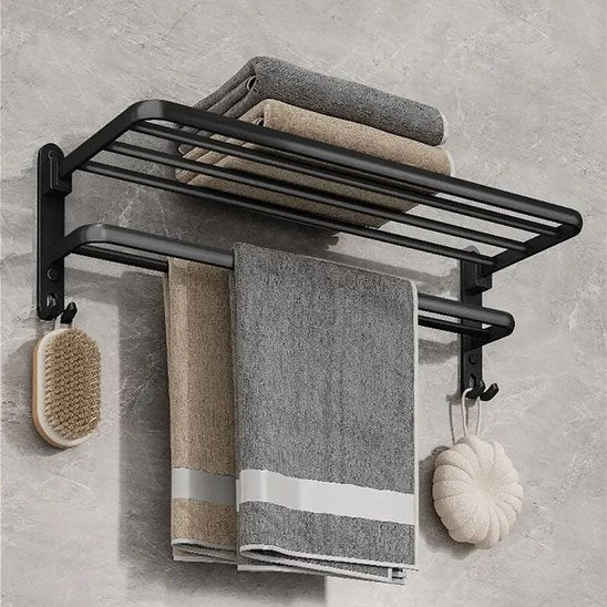 Porte serviette fixé au mur beaucoup de rangement 